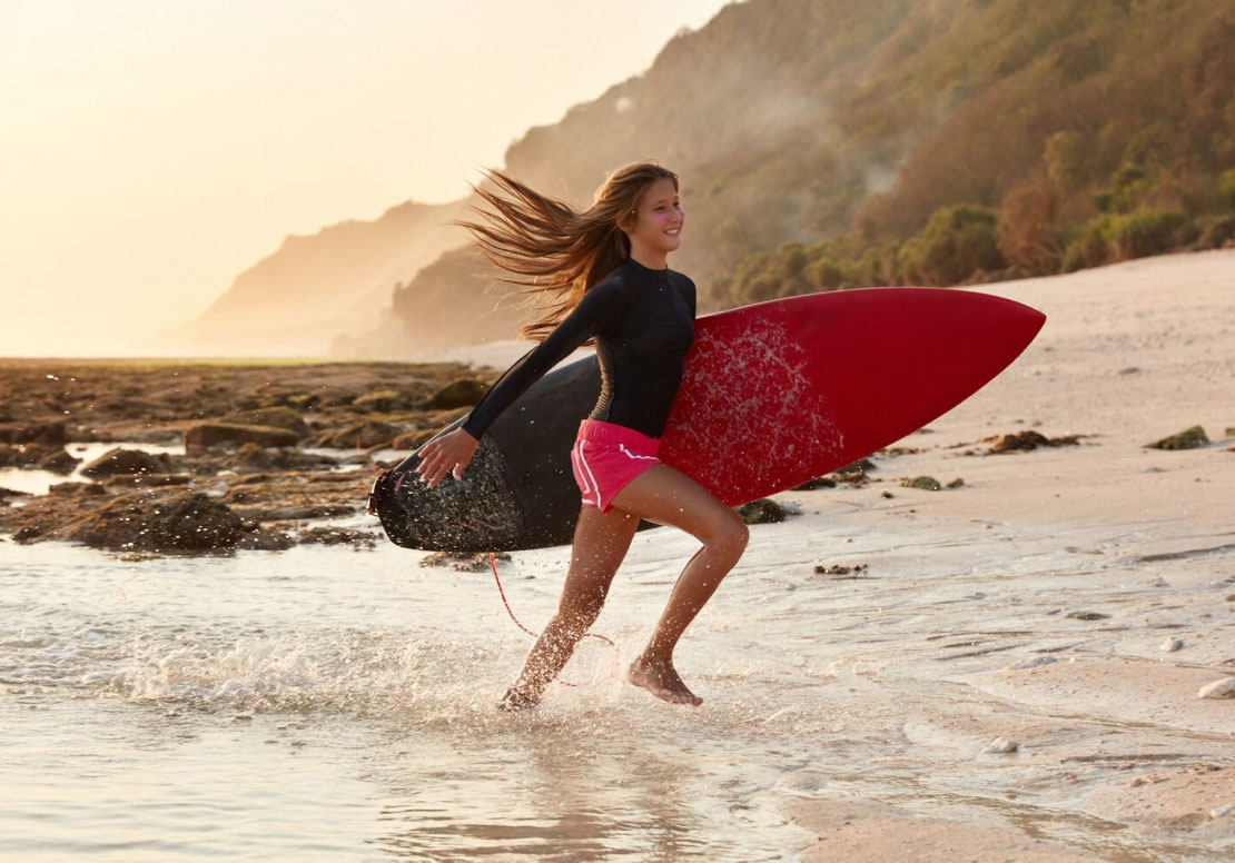 girl surf